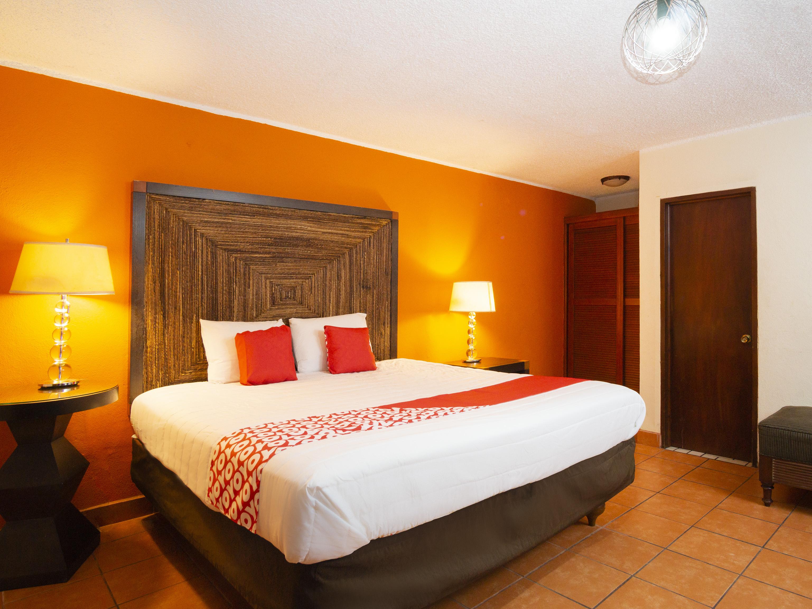 Oyo Hotel Hacienda Don Luis, Розаріто Екстер'єр фото A typical OYO hotel room