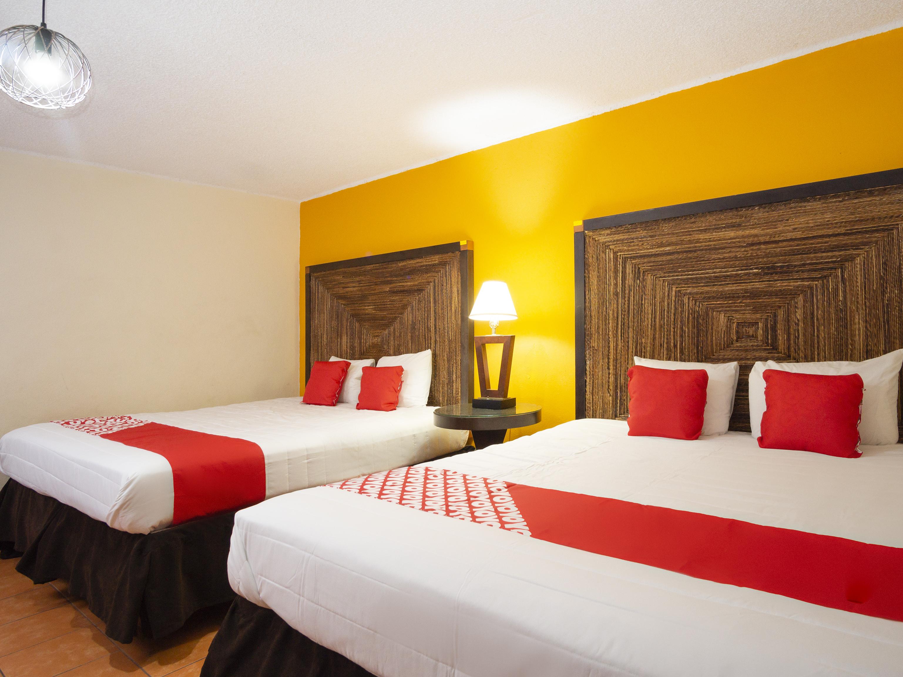 Oyo Hotel Hacienda Don Luis, Розаріто Екстер'єр фото A typical OYO hotel room