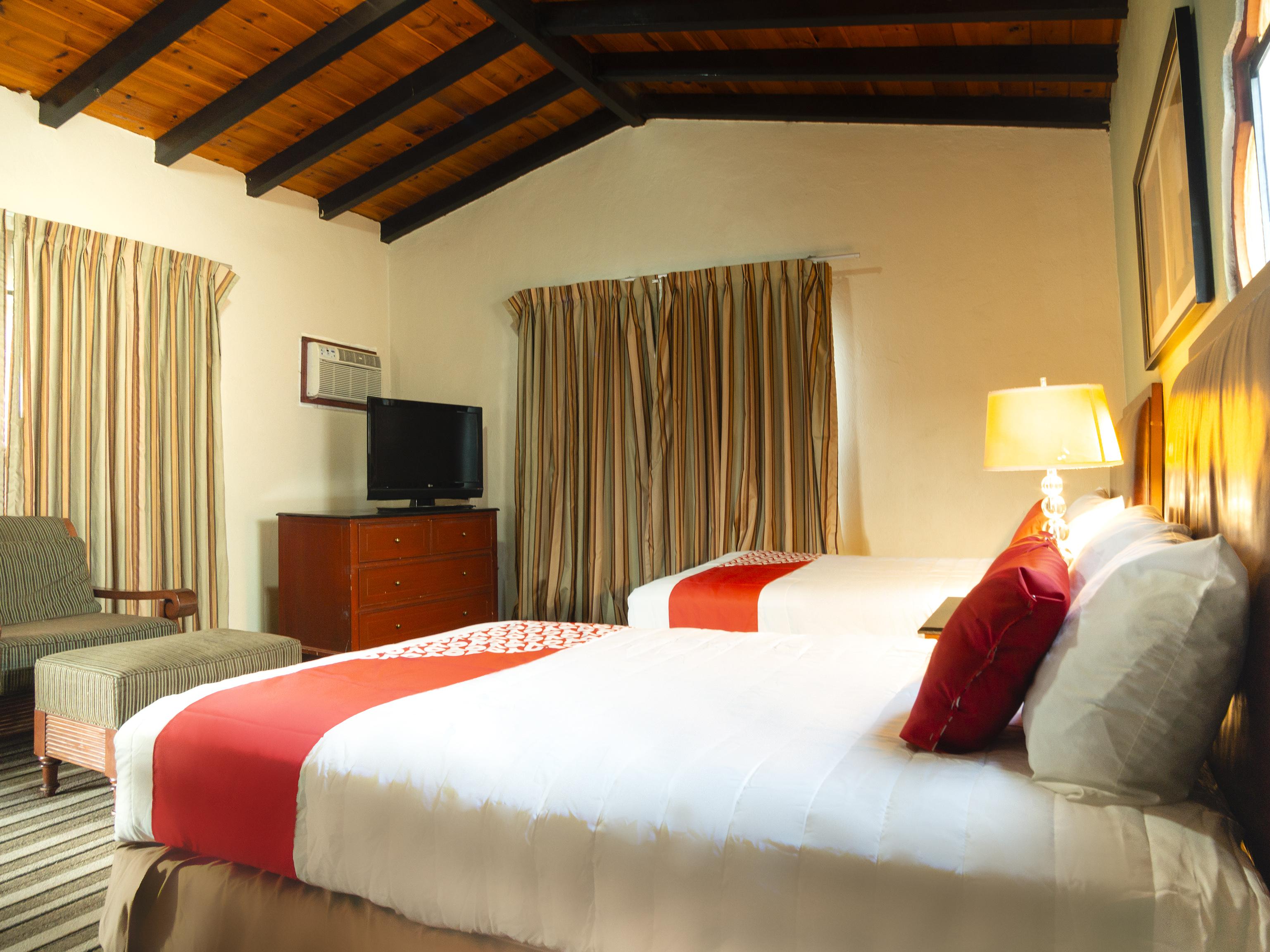 Oyo Hotel Hacienda Don Luis, Розаріто Екстер'єр фото A room at the hotel